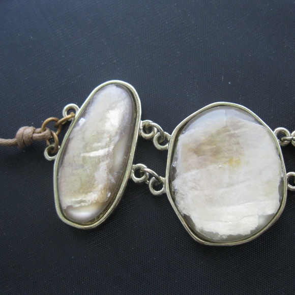 Statement Necklace New - Picture 4 of 5